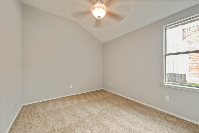 Photo 21 of 25 - 2425 Spoonbill Ct, Mesquite, TX 75181