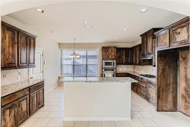 Photo 14 of 39 - 14197 Rising Star Blvd, Frisco, TX 75033