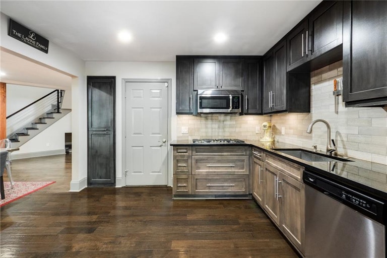 Photo 19 of 29 - 1467 Monroe Dr NE #4, Atlanta, GA 30324