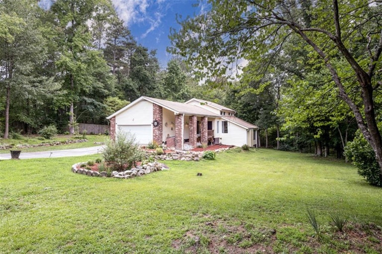 Photo 1 of 43 - 2415 Overlook Dr SW, Conyers, GA 30094