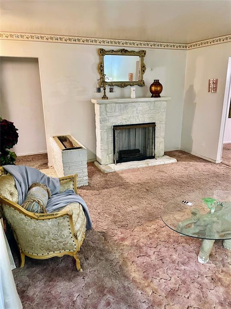 Photo 6 of 16 - 3804 Corto St, Houston, TX 77016
