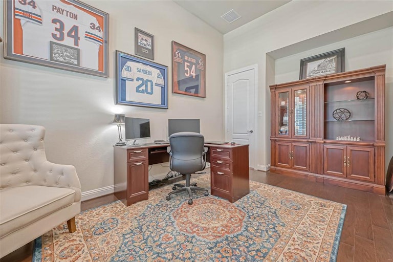 Photo 11 of 48 - 21606 Albertine Dr, Tomball, TX 77377