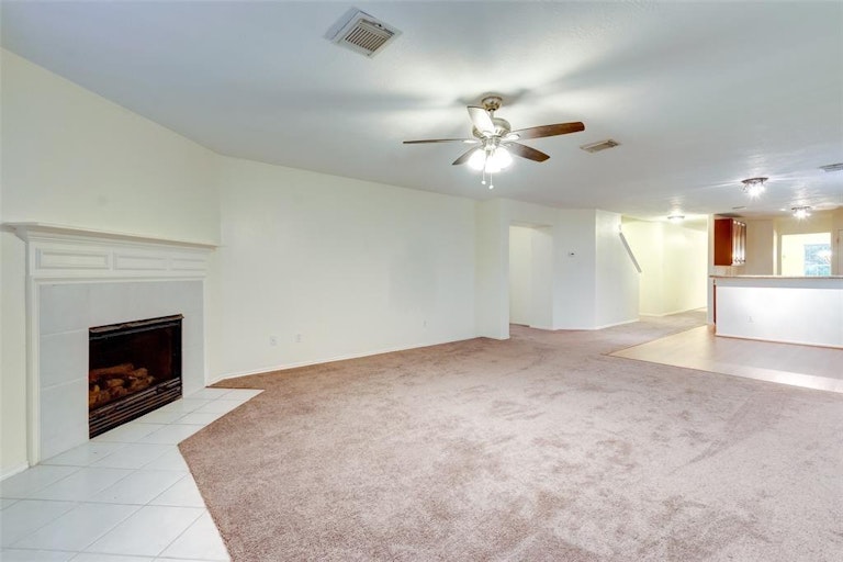 Photo 10 of 18 - 16807 Mission Ridge Ln, Houston, TX 77073