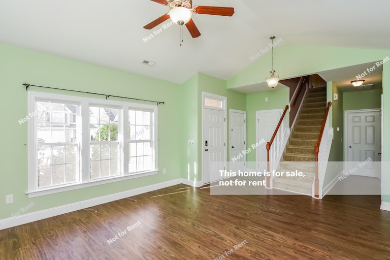 Photo 7 of 25 - 634 Lawson Cypress Ln, Fuquay Varina, NC 27526