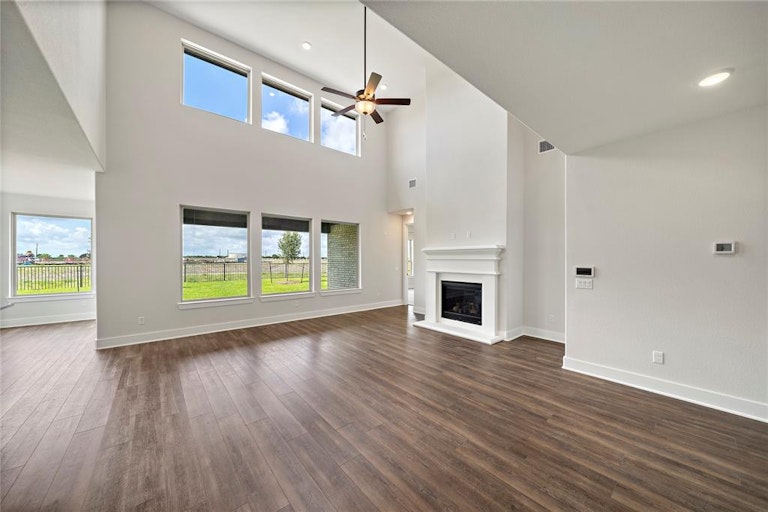 Photo 6 of 35 - 1610 Sequoia Run Dr, Rosharon, TX 77583