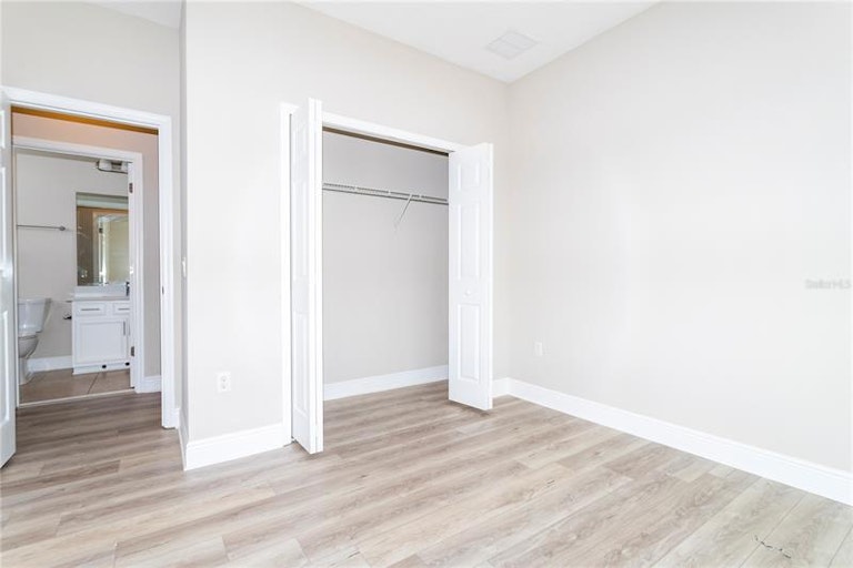 Photo 39 of 65 - 9313 Mira Valle Ln, Winter Garden, FL 34787