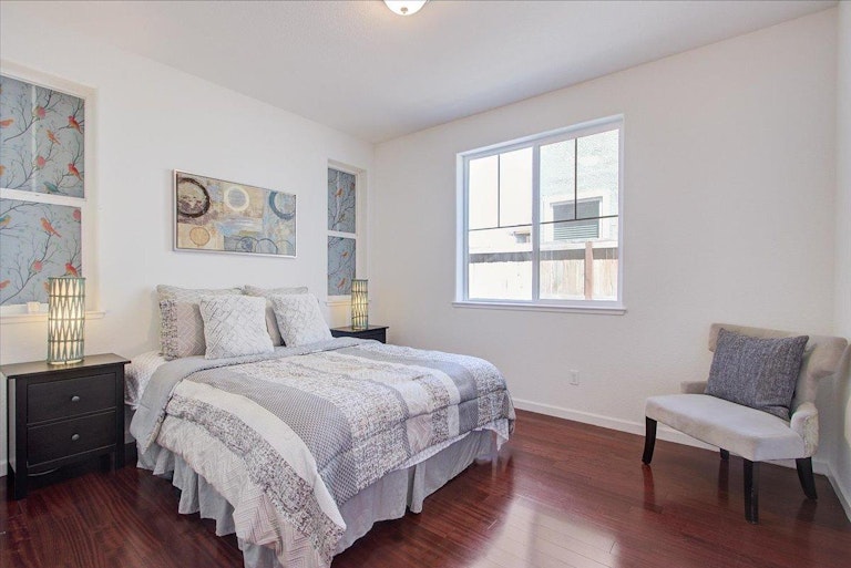 Photo 8 of 43 - 10082 Mud Hen Way, Elk Grove, CA 95757