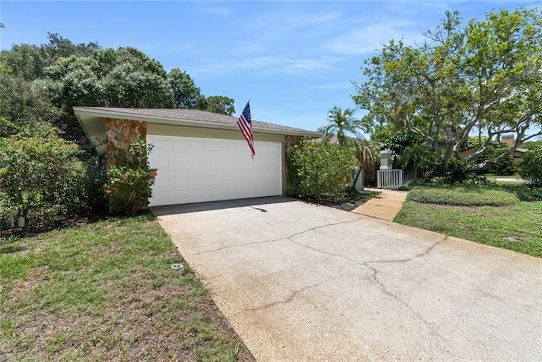 Photo 44 of 50 - 2982 Enisgrove Dr, Palm Harbor, FL 34683