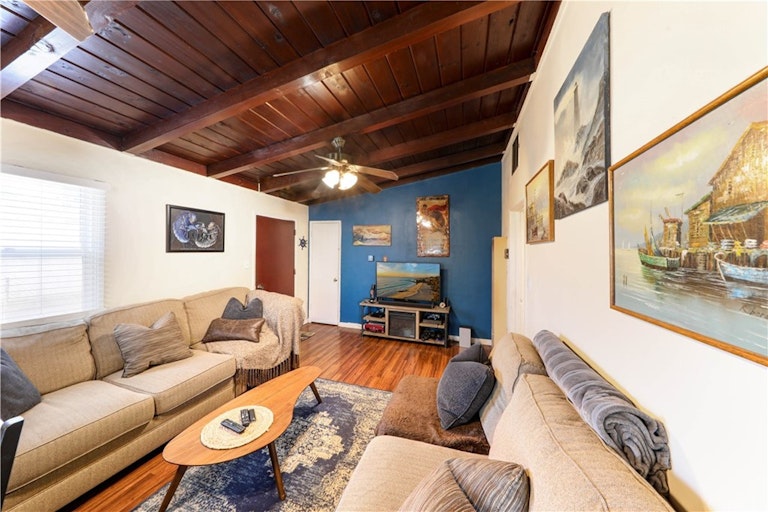 Photo 6 of 17 - 535 E Hollyvale St, Azusa, CA 91702