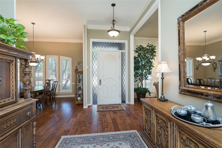 Photo 6 of 40 - 7336 Williamswood Dr, Dallas, TX 75252