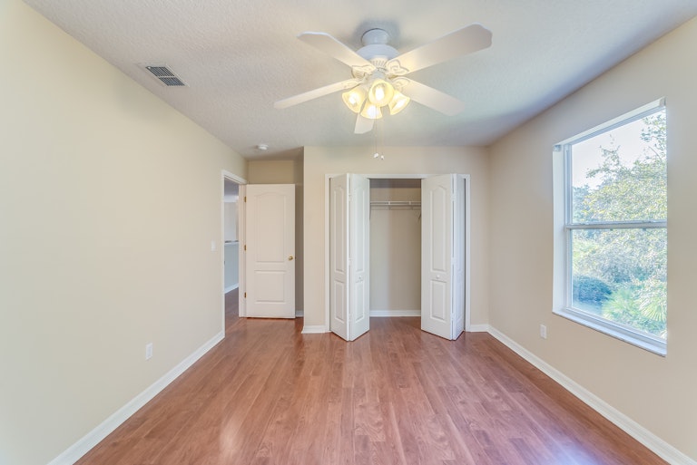 Photo 22 of 28 - 14250 Nottingham Way Cir, Orlando, FL 32828