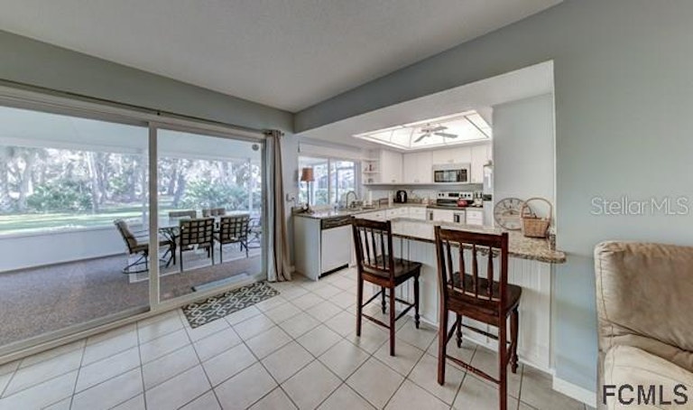 Photo 24 of 39 - 11 Crompton Pl, Palm Coast, FL 32137
