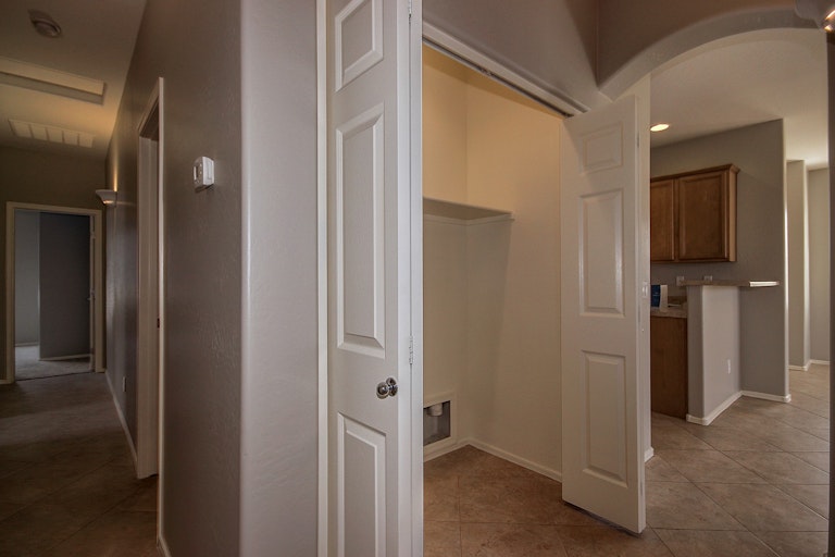 Photo 11 of 20 - 7412 W Wolf St, Phoenix, AZ 85033