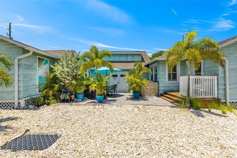 Photo 50 of 52 - 12400 Gulf Blvd #1, Saint Petersburg, FL 33706