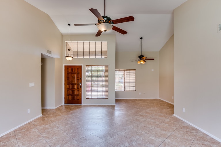 Photo 5 of 36 - 6020 W Grandview Rd, Glendale, AZ 85306