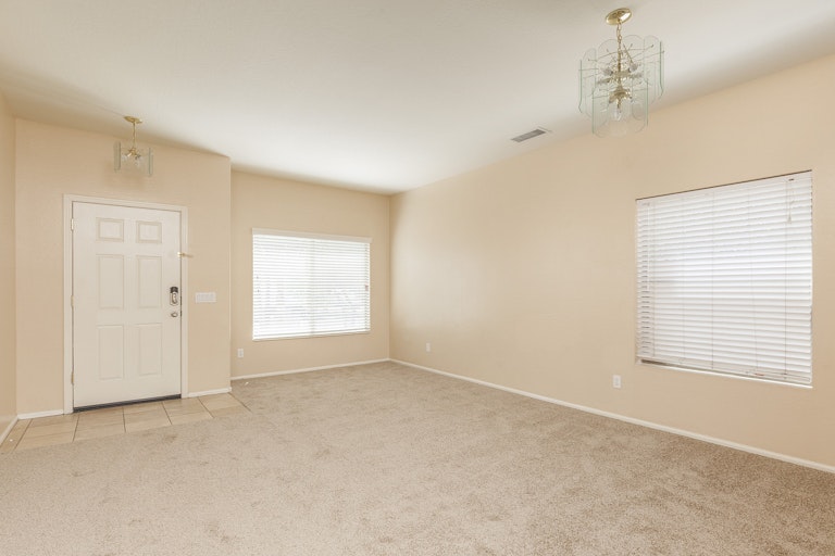 Photo 6 of 28 - 14999 N 137th Ln, Surprise, AZ 85379