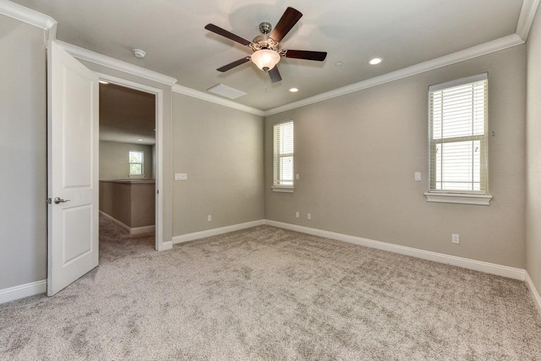 Photo 19 of 34 - 668 Addison Ln, Folsom, CA 95630