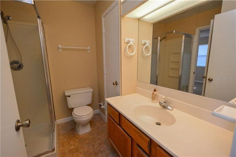 Photo 18 of 18 - 3842 Red Oak Ct, Lake Wales, FL 33898