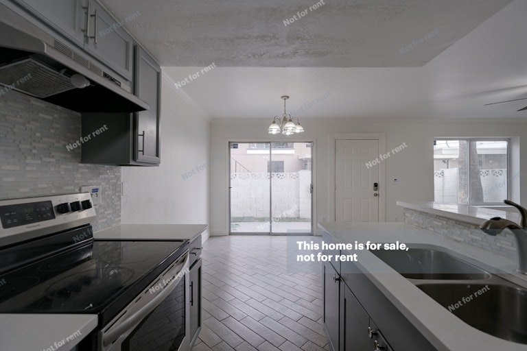 Photo 11 of 19 - 2132 W Glenrosa Ave #83B, Phoenix, AZ 85015