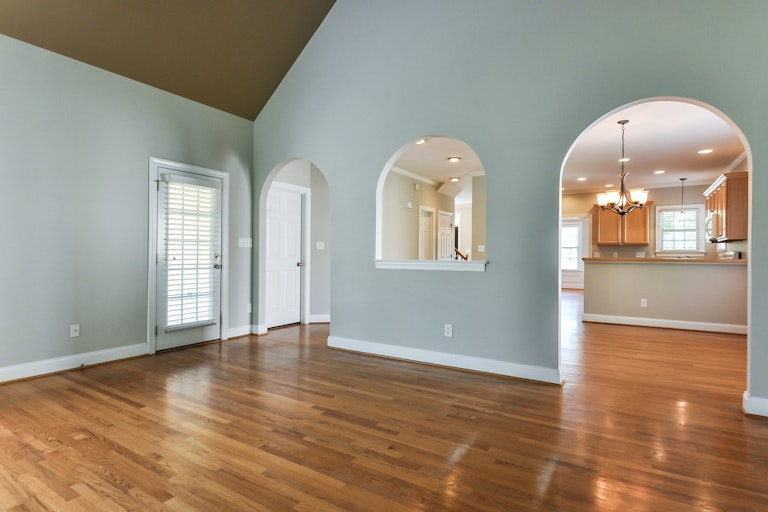 Photo 8 of 25 - 1008 Princeton View Ln, Knightdale, NC 27545