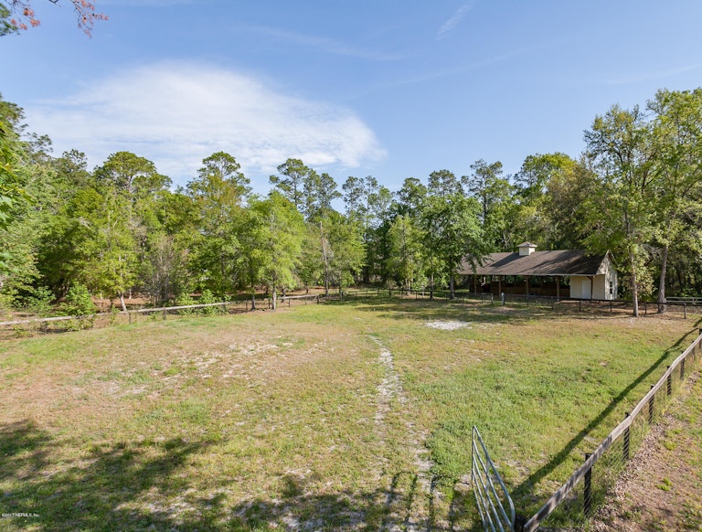 Photo 39 of 48 - 3183 Russell Rd, Green Cove Springs, FL 32043