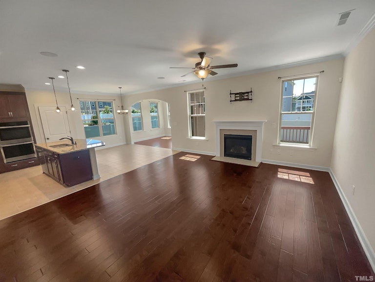 Photo 4 of 23 - 4005 Manderleigh Dr, Knightdale, NC 27545