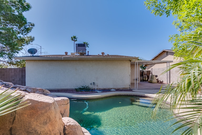 Photo 26 of 29 - 6104 W Nancy Rd, Glendale, AZ 85306