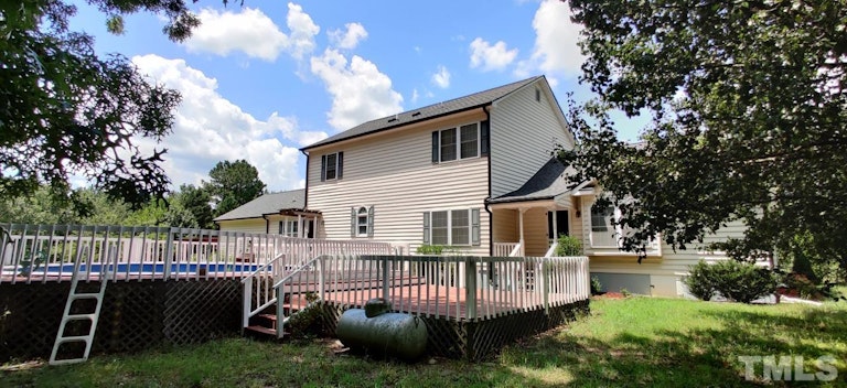 Photo 4 of 10 - 1525 Marshburn Rd, Wendell, NC 27591