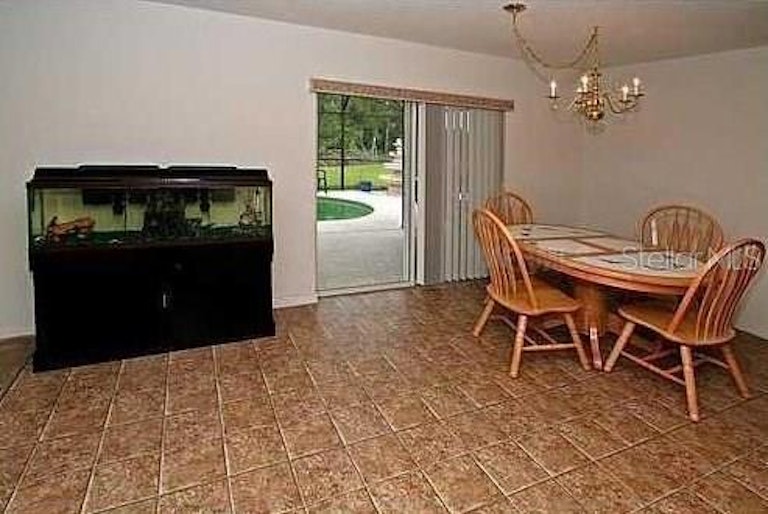 Photo 5 of 10 - 4576 Ross Lanier Ln, Kissimmee, FL 34758