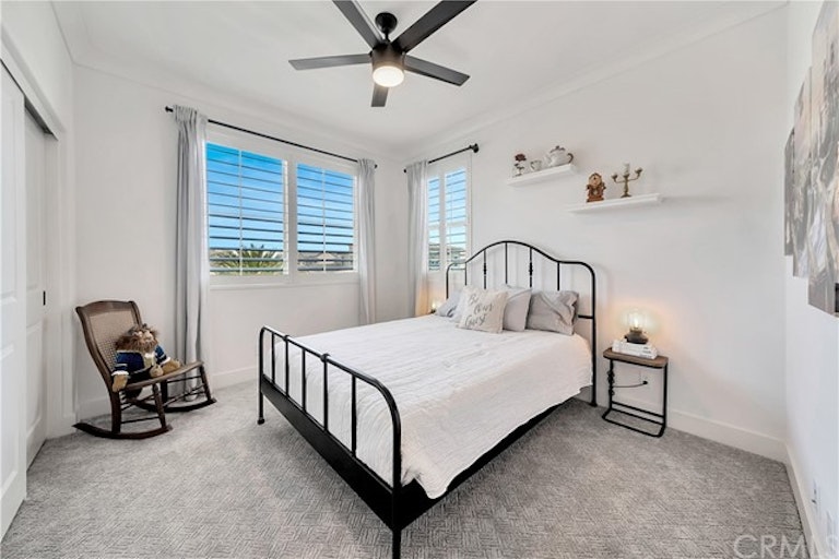 Photo 27 of 48 - 565 S Motif St, Anaheim, CA 92805