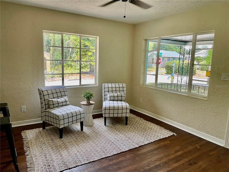 Photo 32 of 64 - 1201 E Henry Ave, Tampa, FL 33604
