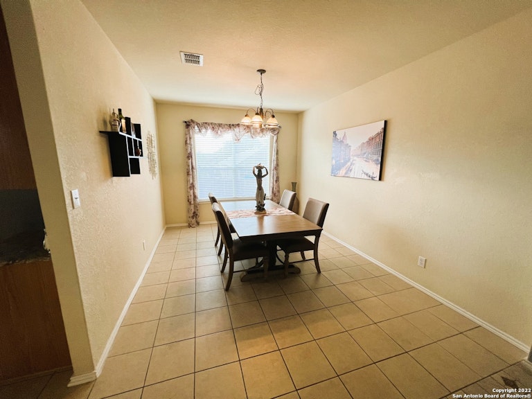Photo 10 of 40 - 6110 Kenedy Leaf, San Antonio, TX 78253