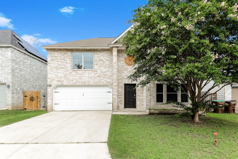 Photo 1 of 27 - 450 Bluegrass Crk, San Antonio, TX 78253