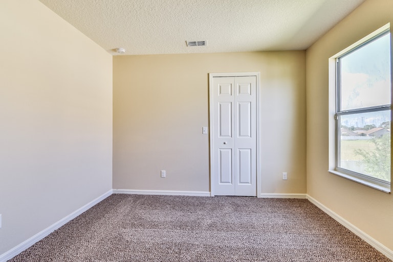 Photo 21 of 31 - 12953 Sawgrass Pine Cir, Orlando, FL 32824