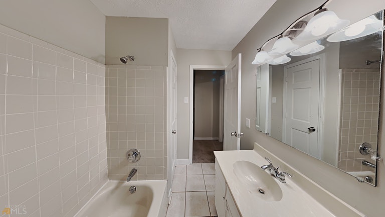 Photo 6 of 8 - 3949 Windy Valley Dr, Douglasville, GA 30135