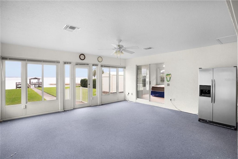 Photo 14 of 31 - 33436 Picciola Dr, Fruitland Park, FL 34731