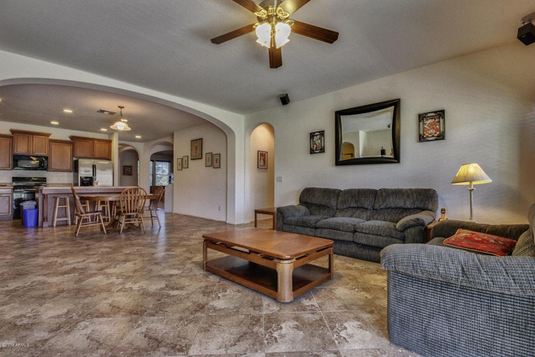 Photo 7 of 17 - 10828 E Roselle Ave, Mesa, AZ 85212