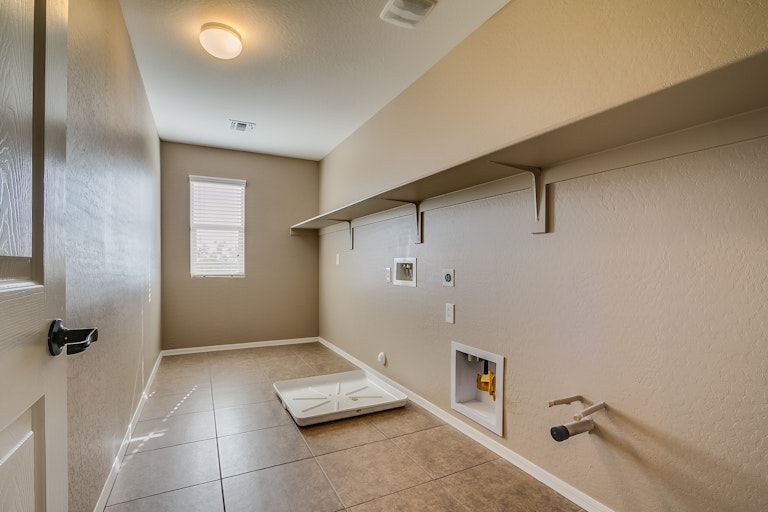 Photo 33 of 43 - 5711 S Parkcrest St, Gilbert, AZ 85298
