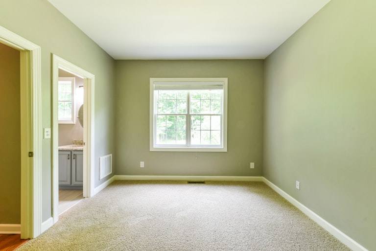 Photo 10 of 29 - 1119 Virginia Water Dr, Rolesville, NC 27571