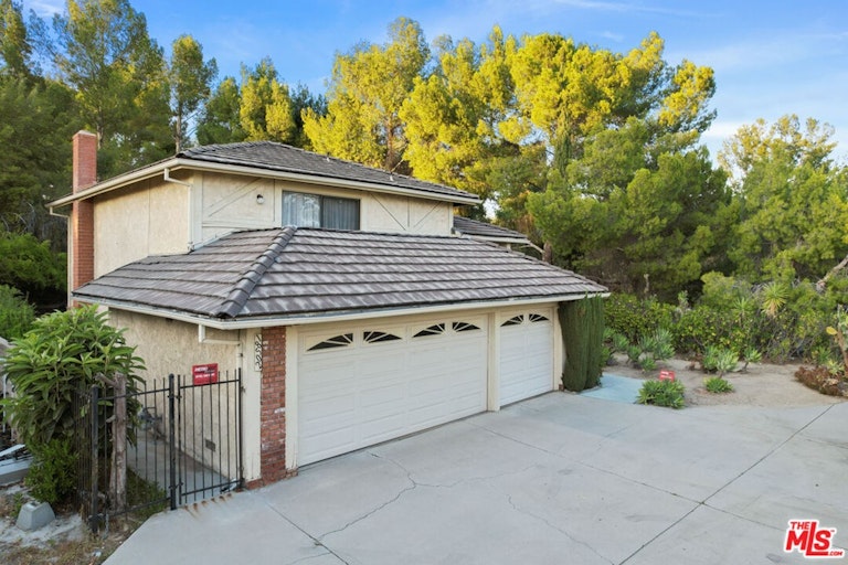 Photo 44 of 53 - 18502 Entrada Ct, Porter Ranch, CA 91326
