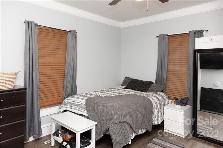 Photo 8 of 20 - 407 E 11th St, Kannapolis, NC 28083