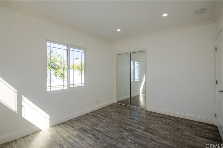Photo 13 of 24 - 8008 Bellaire Ave, North Hollywood, CA 91605