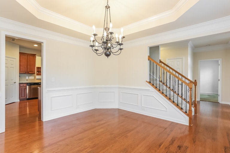 Photo 3 of 18 - 1313 Hemby Ridge Ln, Morrisville, NC 27560
