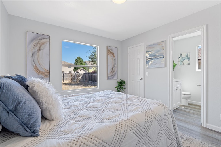 Photo 20 of 34 - 125 Segovia Way, Pflugerville, TX 78660