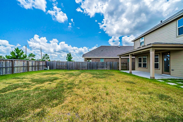Photo 33 of 36 - 12731 Arcola Valley Ct, Houston, TX 77044