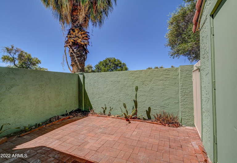 Photo 13 of 31 - 822 E Cochise Dr, Phoenix, AZ 85020