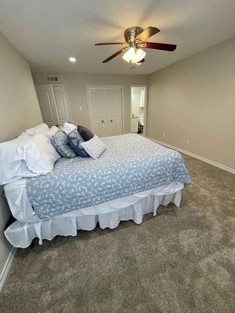 Photo 11 of 21 - 5832 Sandhurst Ln Unit B, Dallas, TX 75206