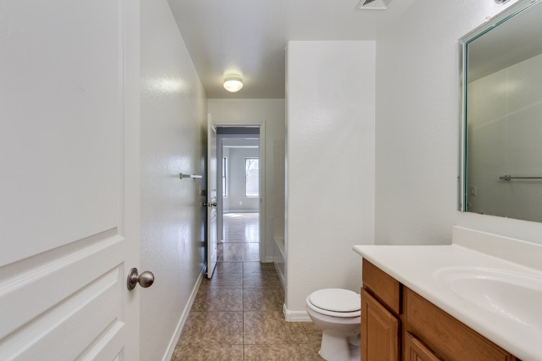 Photo 26 of 32 - 2625 E Silversmith Trl, San Tan Valley, AZ 85143