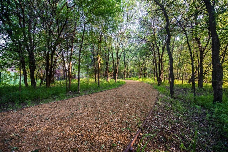 Photo 26 of 29 - 328 Turnstone Dr, Little Elm, TX 75068