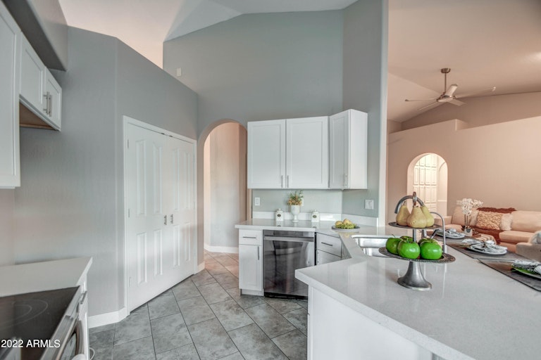 Photo 16 of 108 - 2256 E Tahitian Way, Gilbert, AZ 85234